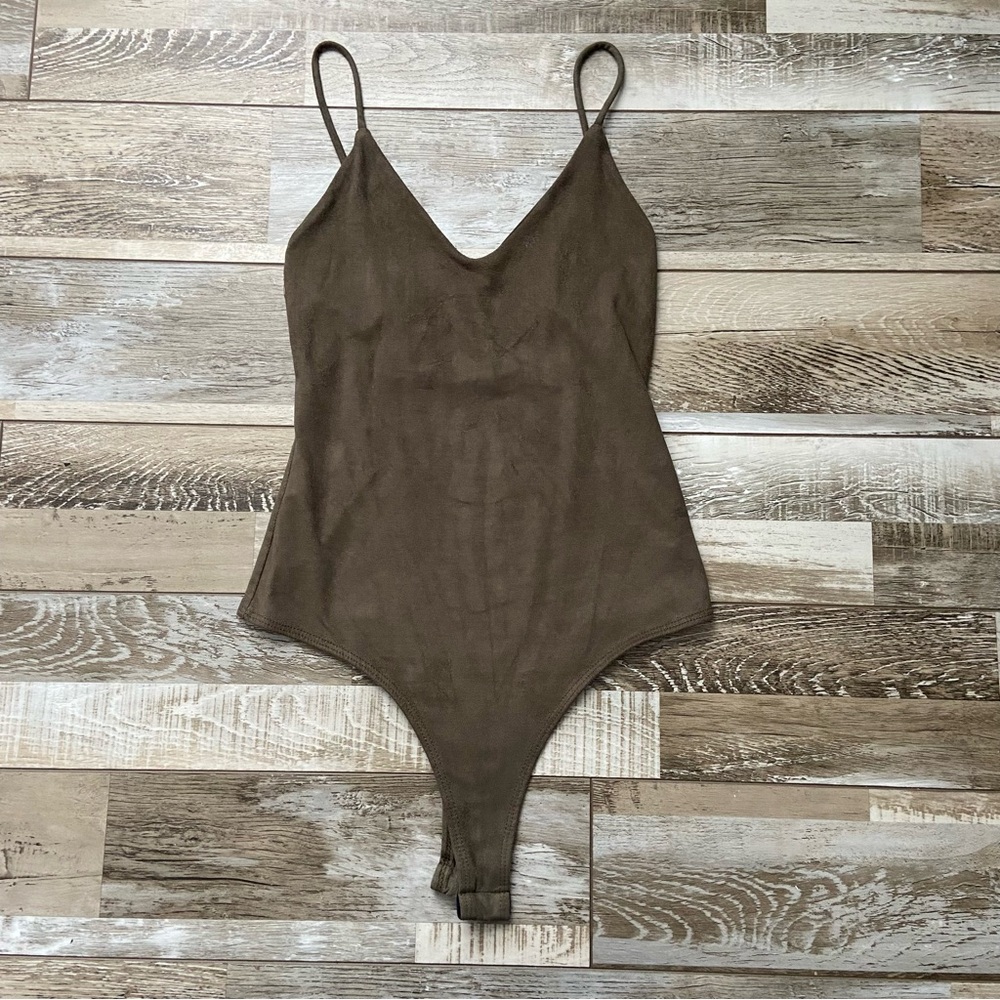 Suede Windsor bodysuit